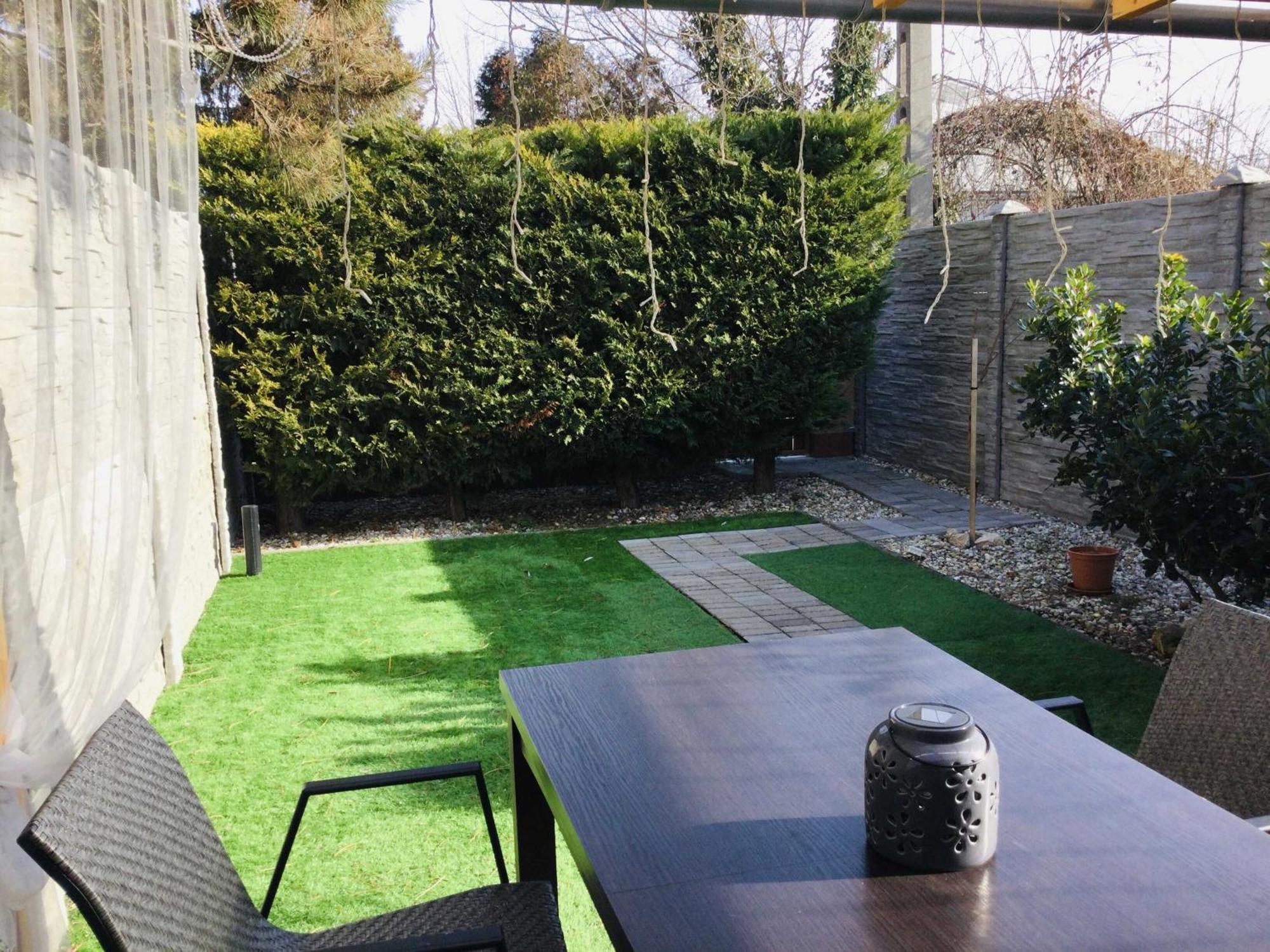 Apartamento Baky House Balatonlelle Exterior foto